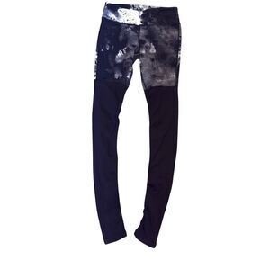 ALO Yoga Monochrome Patterned Leggings